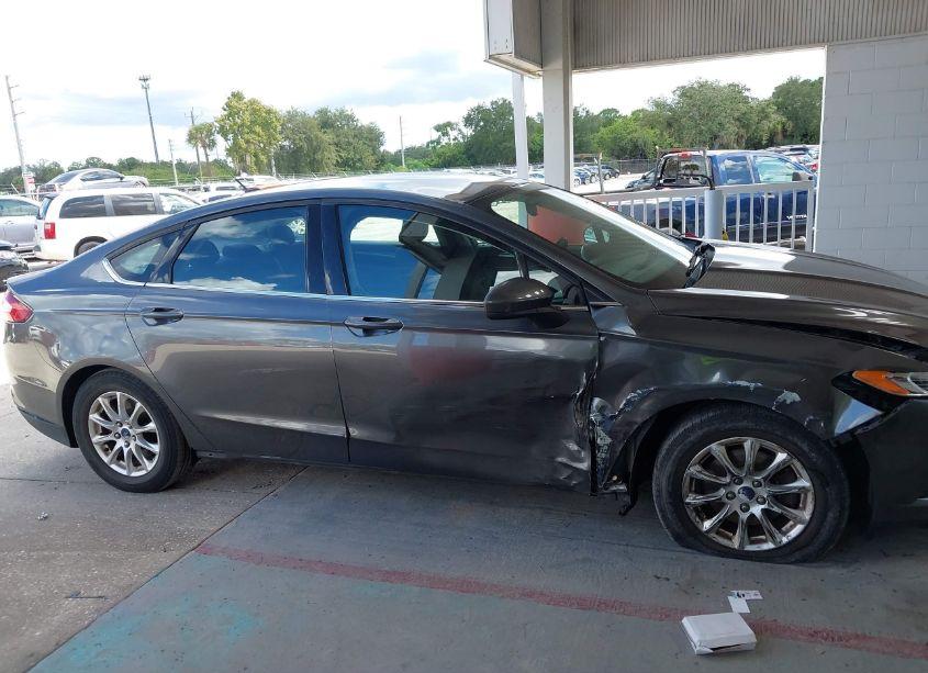 Photo 13 of 2016 Ford Fusion S (VIN 1FA6P0G77G5106683)