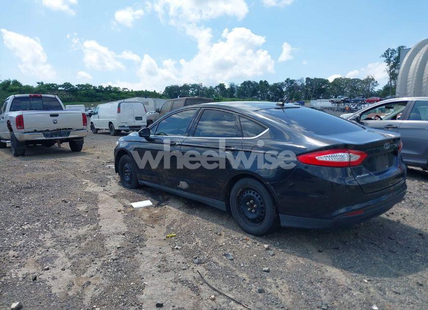 Photo 3 of 2014 Ford Fusion S (VIN 1FA6P0G78E5373845)