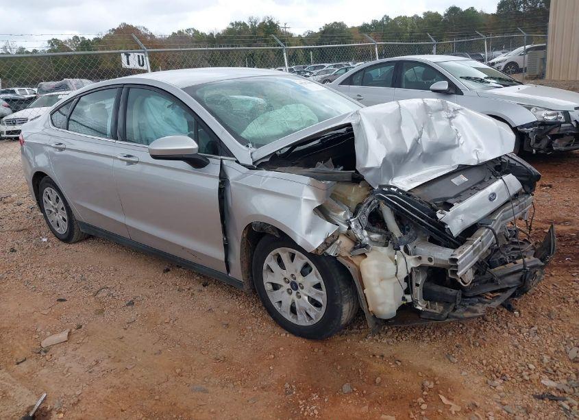 2014 Ford Fusion S (VIN 1FA6P0G78E5383906) main photo