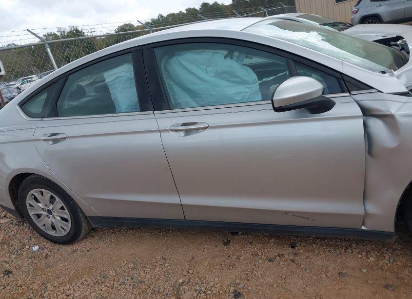 Photo 13 of 2014 Ford Fusion S (VIN 1FA6P0G78E5383906)