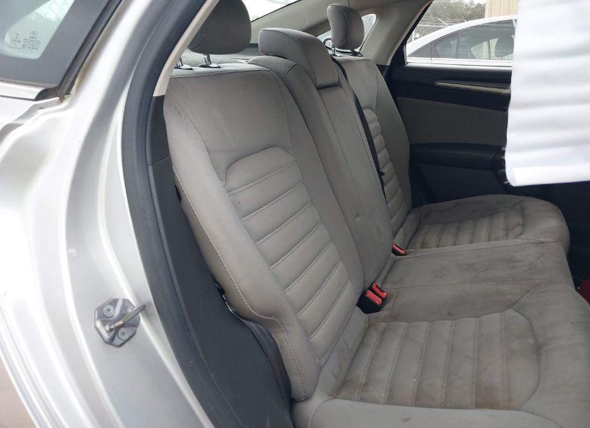 Photo 8 of 2014 Ford Fusion S (VIN 1FA6P0G78E5383906)