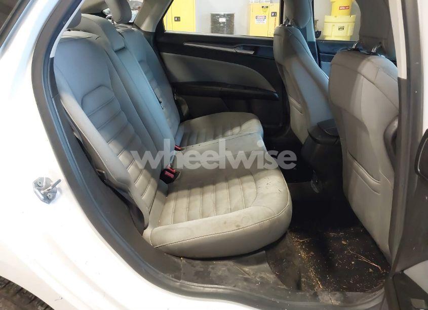 Photo 8 of 2014 Ford Fusion S (VIN 1FA6P0G78E5383971)