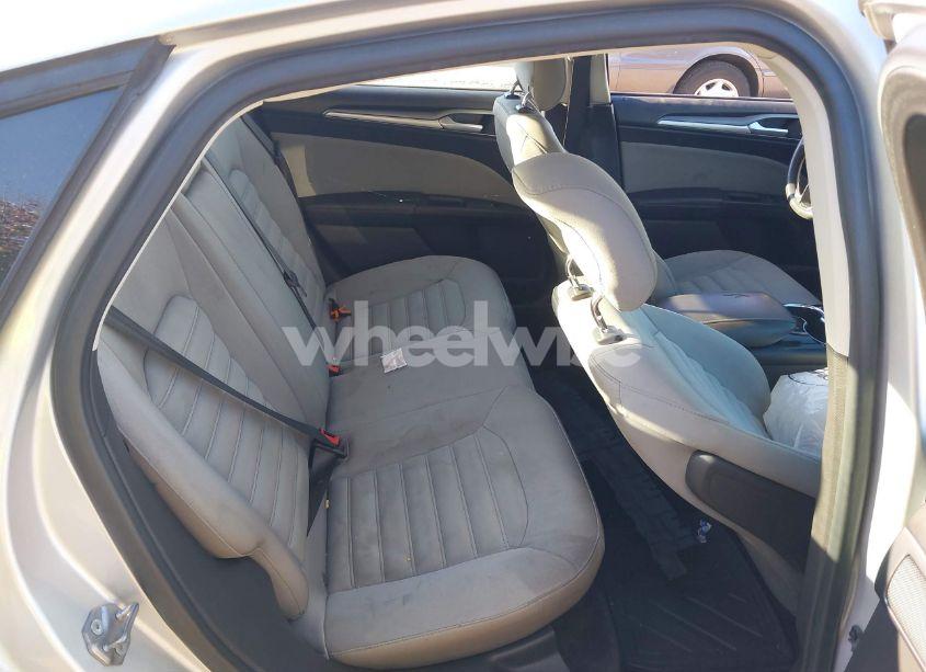 Photo 8 of 2014 Ford Fusion S (VIN 1FA6P0G78E5403135)