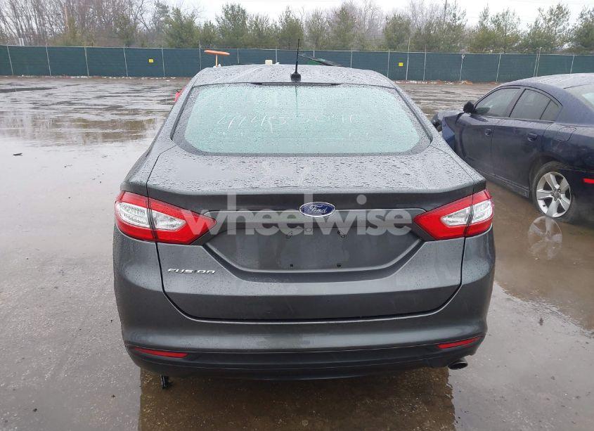 Photo 17 of 2015 Ford Fusion S (VIN 1FA6P0G78F5111826)