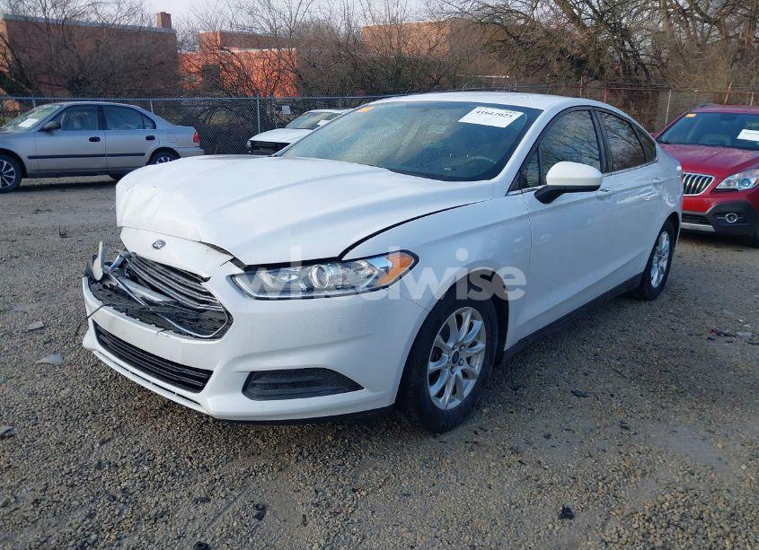 Photo 2 of 2016 Ford Fusion S (VIN 1FA6P0G78G5126666)