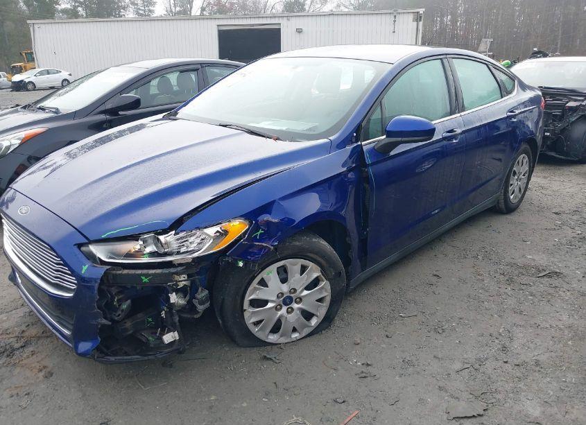 Photo 2 of 2014 Ford Fusion S (VIN 1FA6P0G79E5355063)