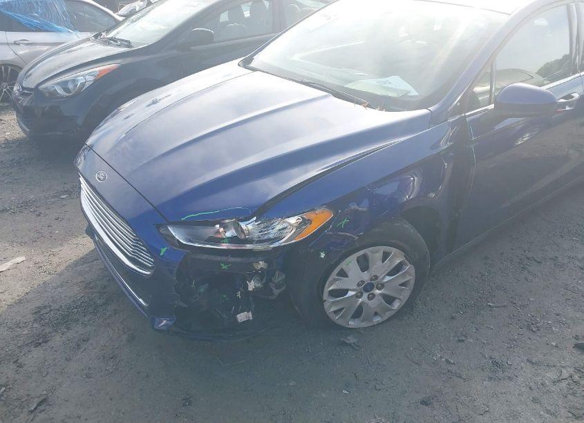 Photo 6 of 2014 Ford Fusion S (VIN 1FA6P0G79E5355063)
