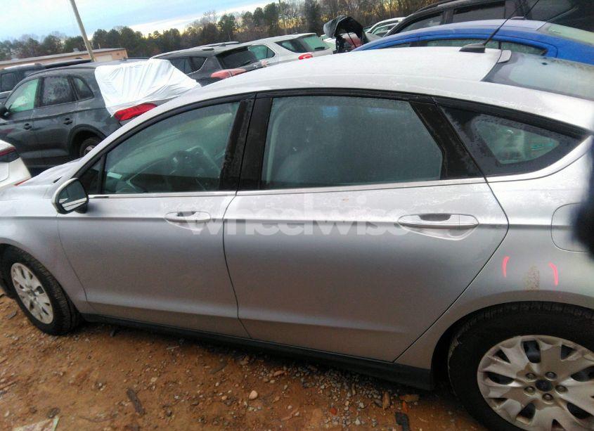 Photo 14 of 2014 Ford Fusion S (VIN 1FA6P0G79E5374261)