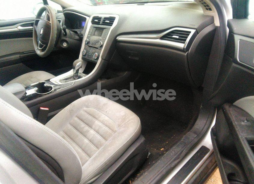 Photo 5 of 2014 Ford Fusion S (VIN 1FA6P0G79E5374261)