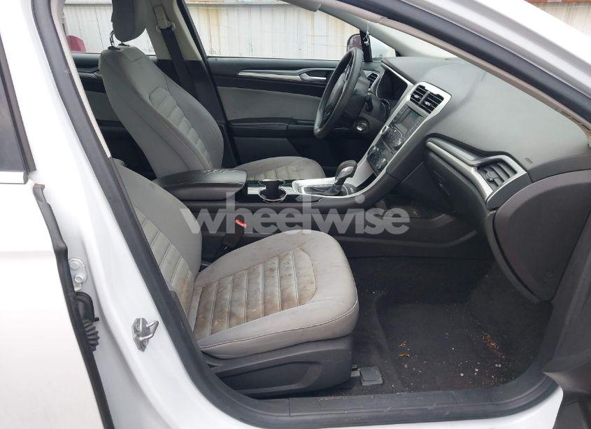 Photo 5 of 2014 Ford Fusion S (VIN 1FA6P0G79E5404312)