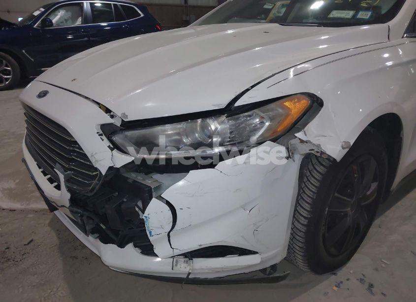 Photo 6 of 2014 Ford Fusion S (VIN 1FA6P0G7XE5373829)