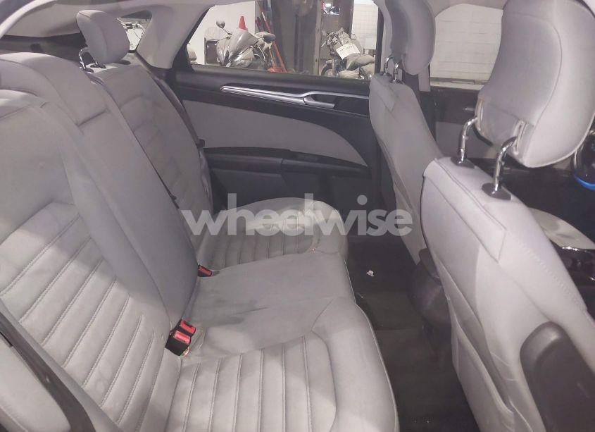 Photo 8 of 2014 Ford Fusion S (VIN 1FA6P0G7XE5373829)