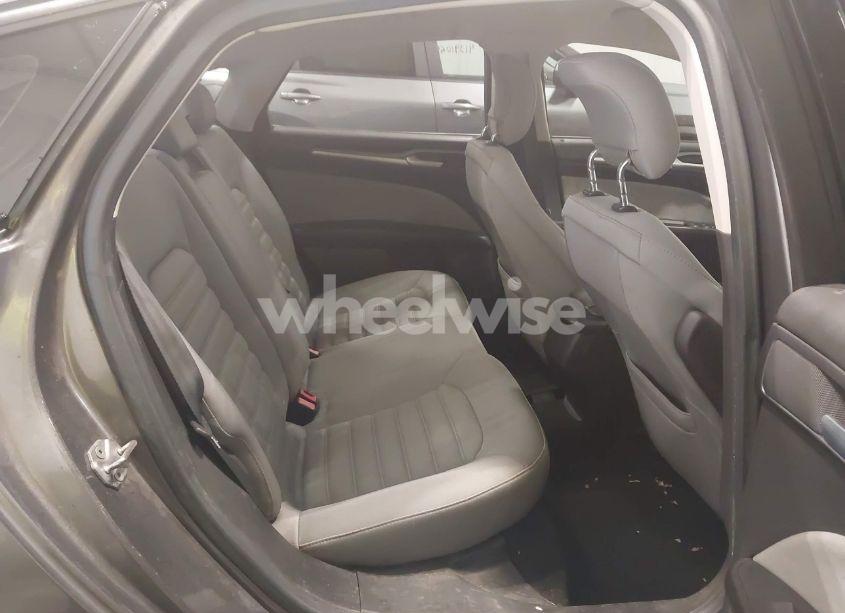 Photo 8 of 2014 Ford Fusion S (VIN 1FA6P0G7XE5388704)