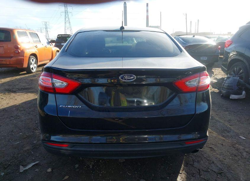Photo 16 of 2014 Ford Fusion S (VIN 1FA6P0G7XE5402830)