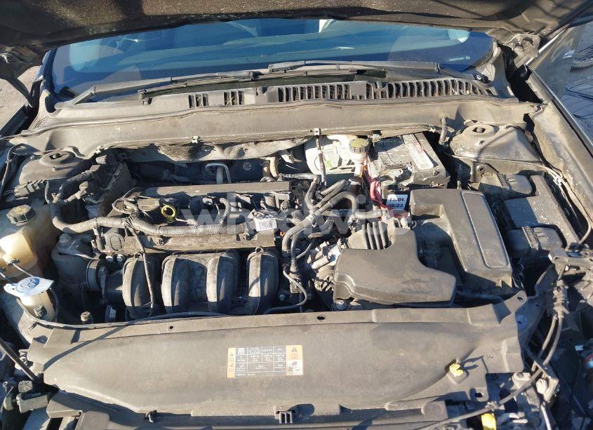 Photo 10 of 2015 Ford Fusion S (VIN 1FA6P0G7XF5105509)