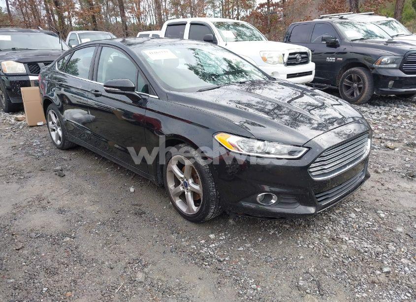 2014 Ford Fusion SE (VIN 1FA6P0H70E5353992) main photo