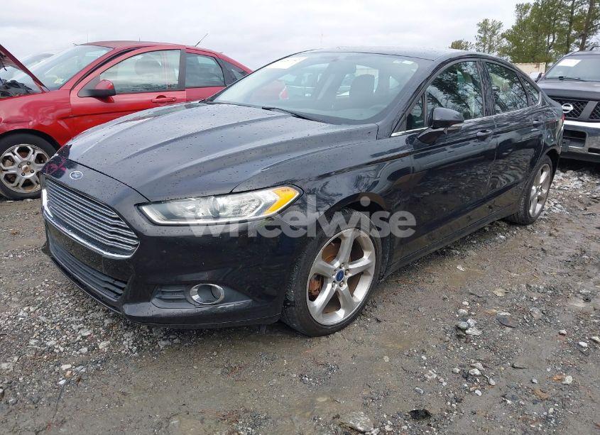 Photo 2 of 2014 Ford Fusion SE (VIN 1FA6P0H70E5353992)