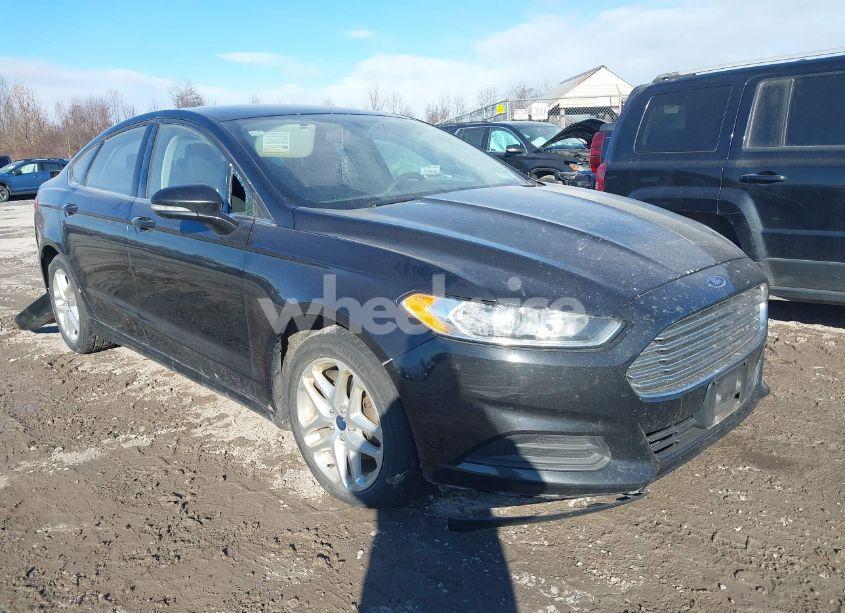 2014 Ford Fusion SE (VIN 1FA6P0H70E5360392) main photo