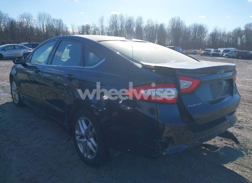Photo 3 of 2014 Ford Fusion SE (VIN 1FA6P0H70E5360392)