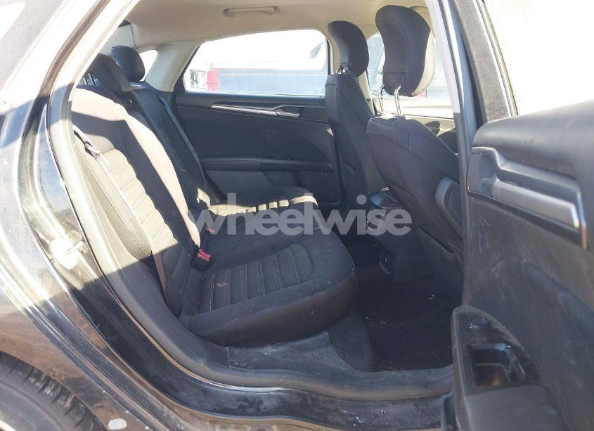 Photo 8 of 2014 Ford Fusion SE (VIN 1FA6P0H70E5360392)