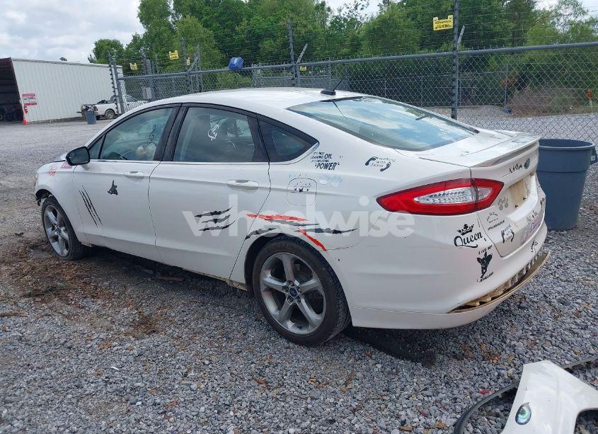 Photo 15 of 2014 Ford Fusion SE (VIN 1FA6P0H70E5397779)