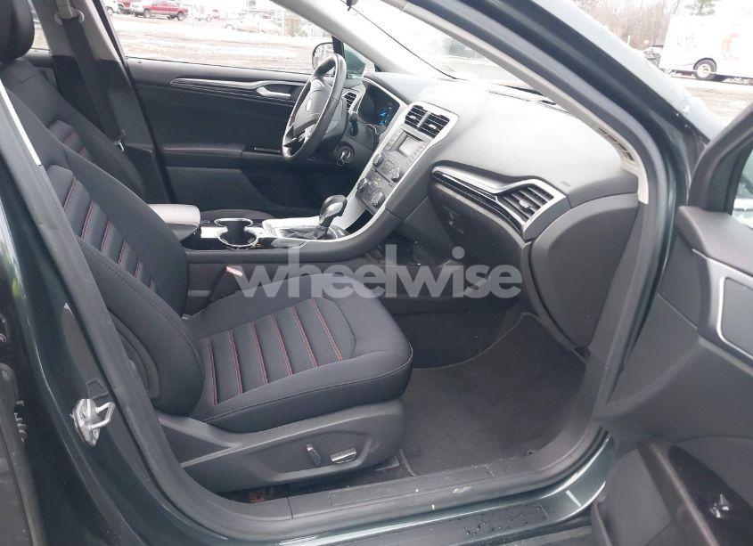 Photo 5 of 2015 Ford Fusion SE (VIN 1FA6P0H70F5114508)