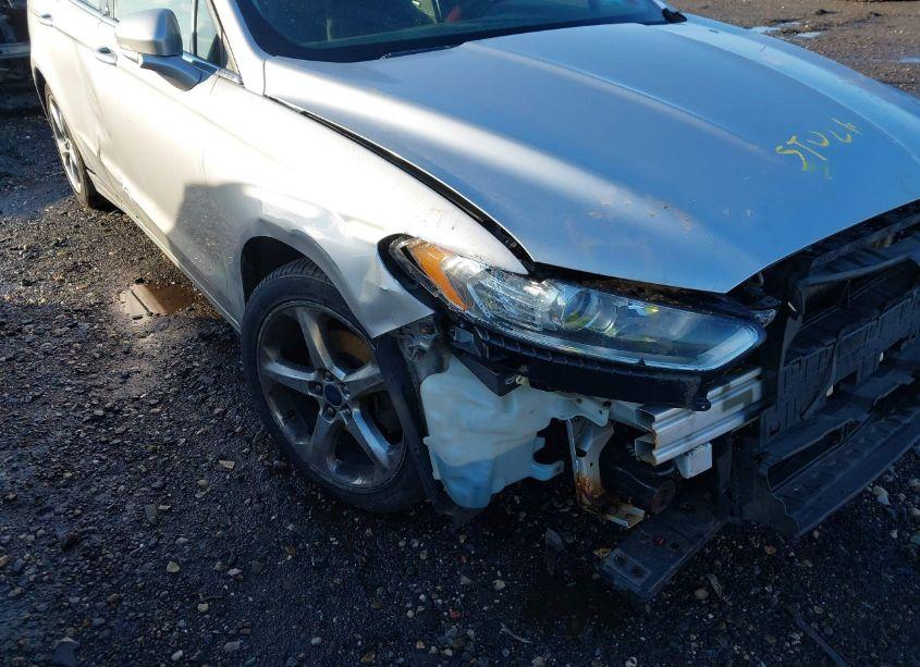 Photo 18 of 2015 Ford Fusion SE (VIN 1FA6P0H70F5128960)