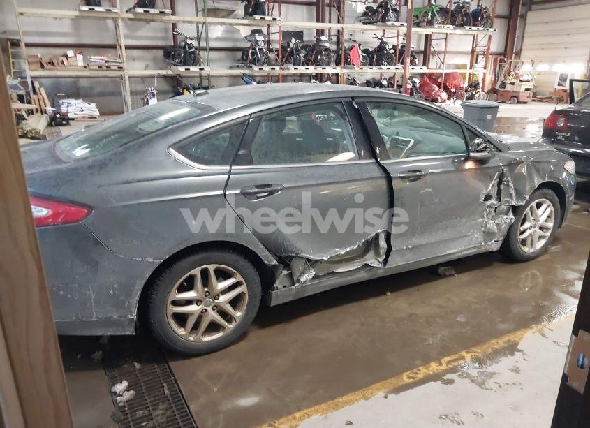 Photo 4 of 2016 Ford Fusion SE (VIN 1FA6P0H70G5120536)