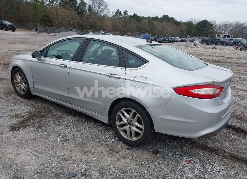 Photo 3 of 2014 Ford Fusion SE (VIN 1FA6P0H71E5373975)