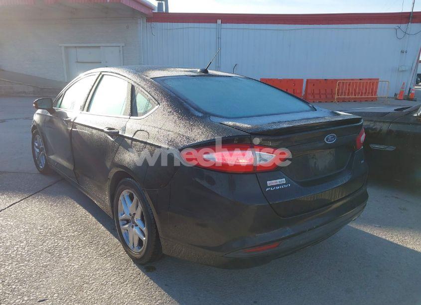 Photo 3 of 2014 Ford Fusion SE (VIN 1FA6P0H71E5377914)