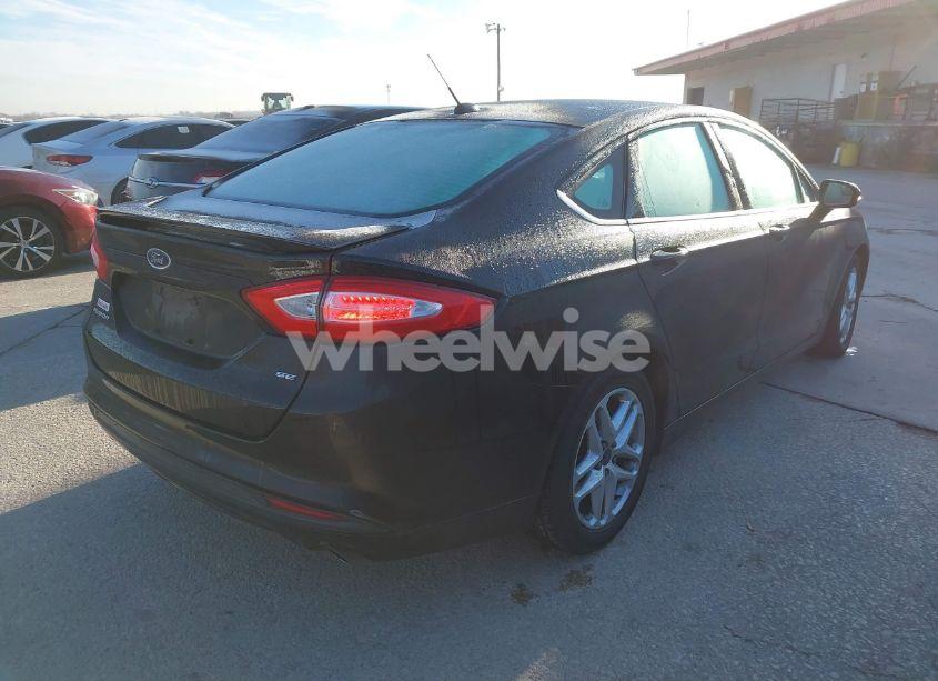Photo 4 of 2014 Ford Fusion SE (VIN 1FA6P0H71E5377914)