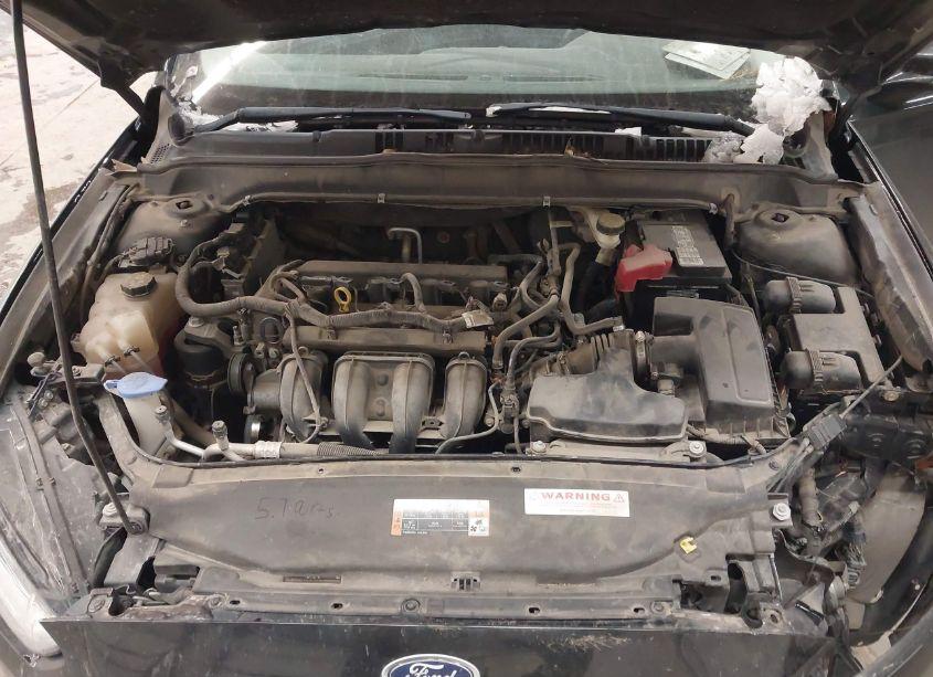 Photo 10 of 2014 Ford Fusion SE (VIN 1FA6P0H71E5382613)
