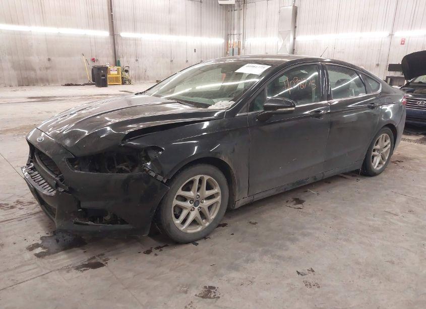 Photo 2 of 2014 Ford Fusion SE (VIN 1FA6P0H71E5382613)
