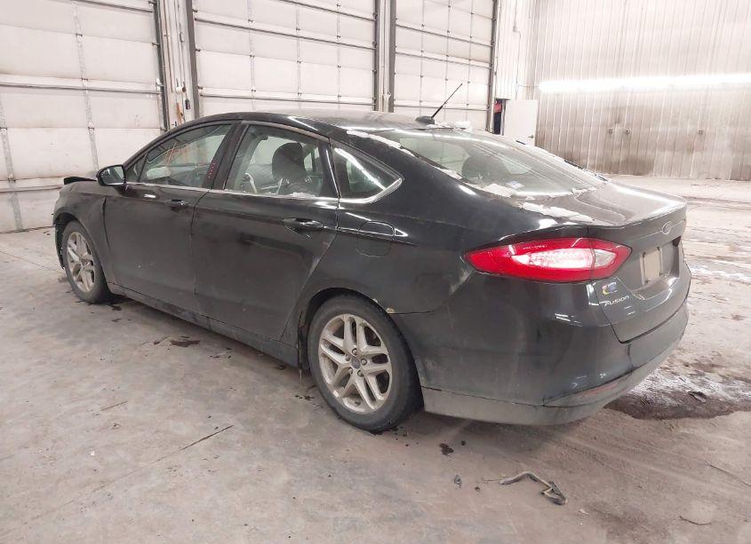 Photo 3 of 2014 Ford Fusion SE (VIN 1FA6P0H71E5382613)