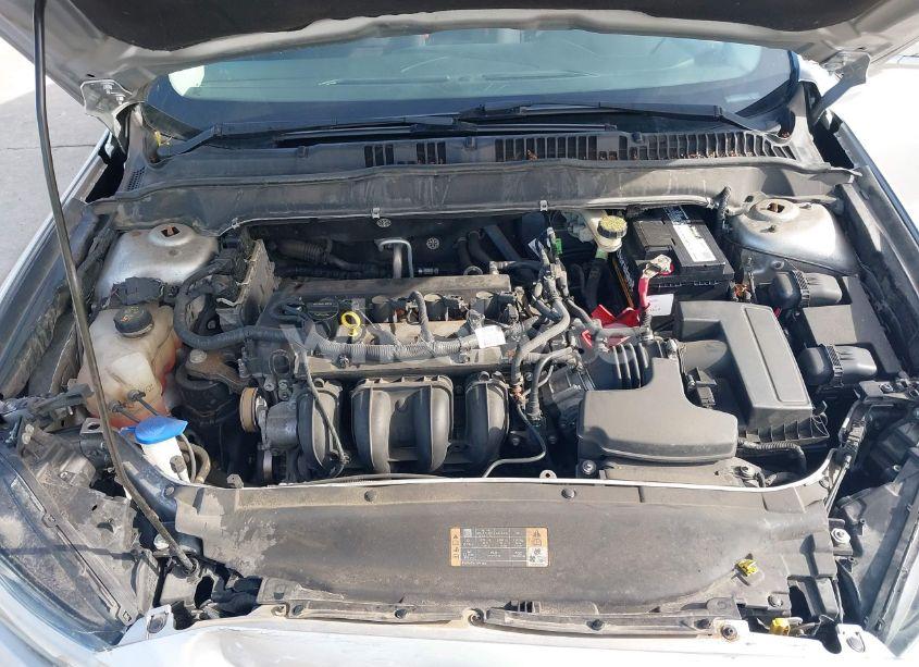 Photo 10 of 2014 Ford Fusion SE (VIN 1FA6P0H71E5396026)