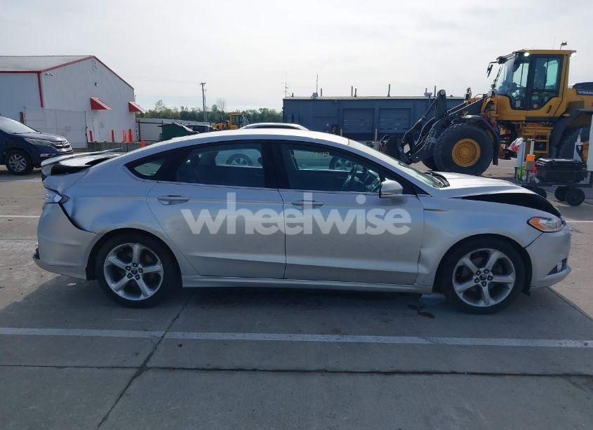 Photo 13 of 2014 Ford Fusion SE (VIN 1FA6P0H71E5396026)