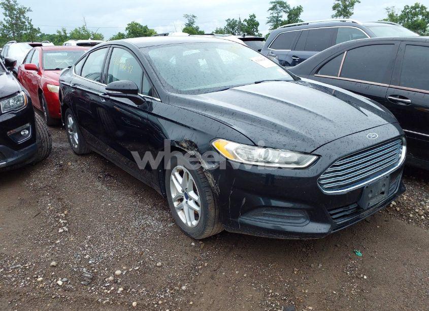 2014 Ford Fusion SE (VIN 1FA6P0H71E5401919) main photo