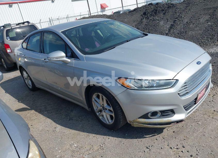 2015 Ford Fusion SE (VIN 1FA6P0H71F5102674) main photo