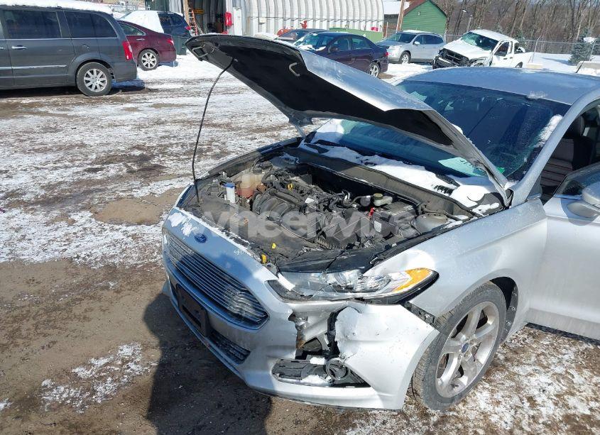 Photo 6 of 2015 Ford Fusion SE (VIN 1FA6P0H71F5104828)