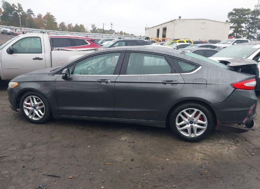Photo 14 of 2015 Ford Fusion SE (VIN 1FA6P0H71F5106952)