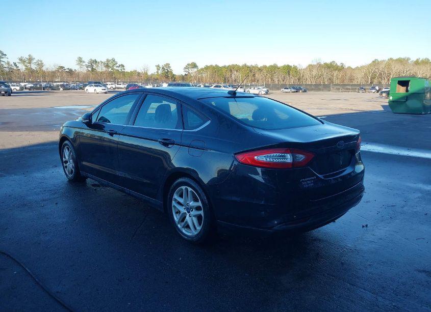 Photo 3 of 2015 Ford Fusion SE (VIN 1FA6P0H71F5107325)