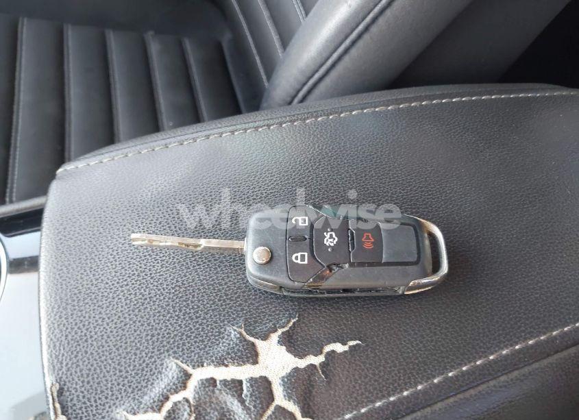 Photo 11 of 2015 Ford Fusion SE (VIN 1FA6P0H71F5115442)