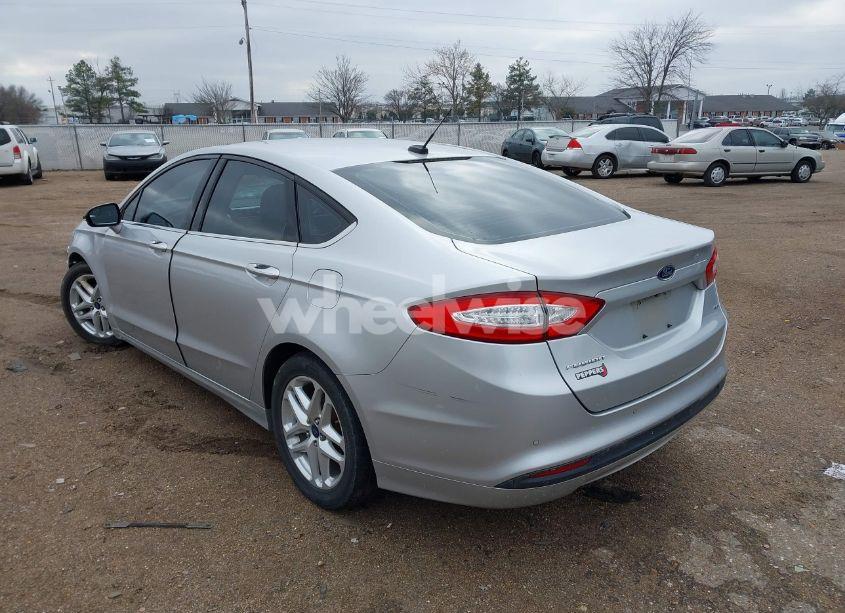 Photo 3 of 2016 Ford Fusion SE (VIN 1FA6P0H71G5106743)
