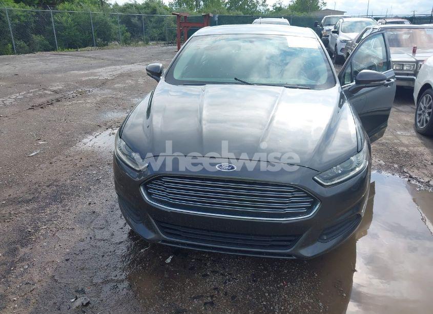 Photo 6 of 2016 Ford Fusion SE (VIN 1FA6P0H71G5110565)