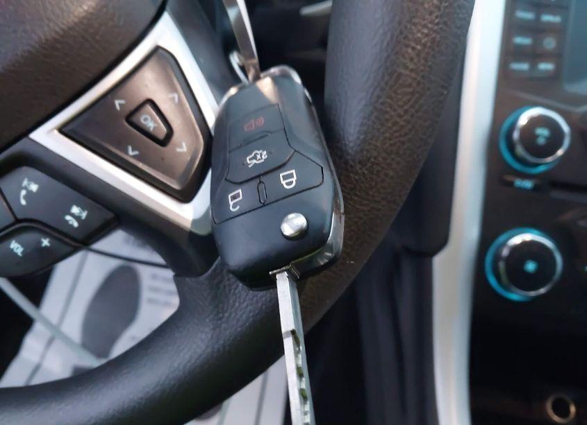 Photo 11 of 2016 Ford Fusion SE (VIN 1FA6P0H71G5132355)