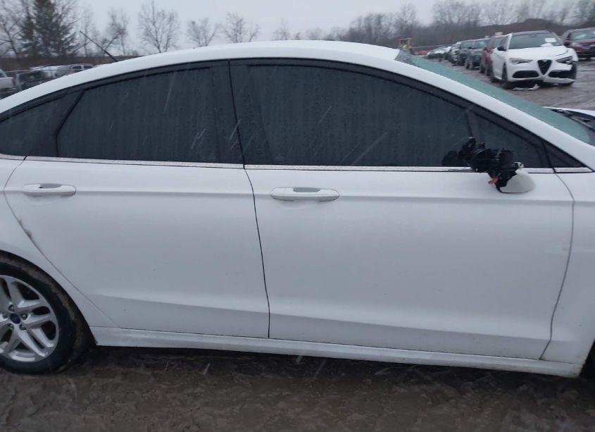 Photo 13 of 2016 Ford Fusion SE (VIN 1FA6P0H71G5132355)