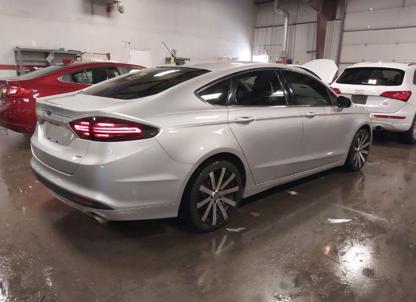Photo 4 of 2016 Ford Fusion SE (VIN 1FA6P0H71G5134283)