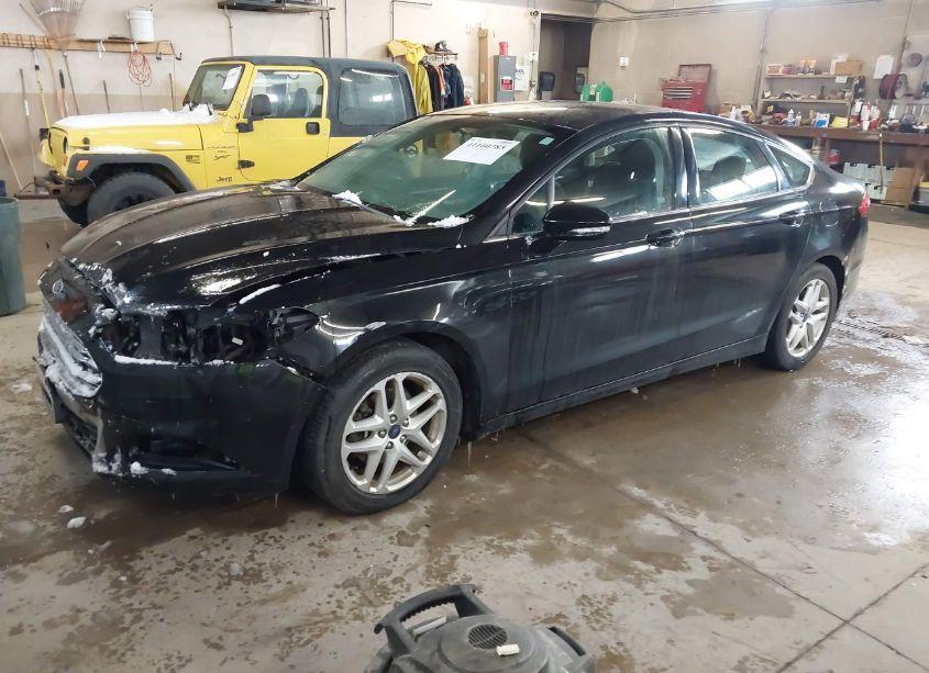 Photo 2 of 2014 Ford Fusion SE (VIN 1FA6P0H72E5366064)
