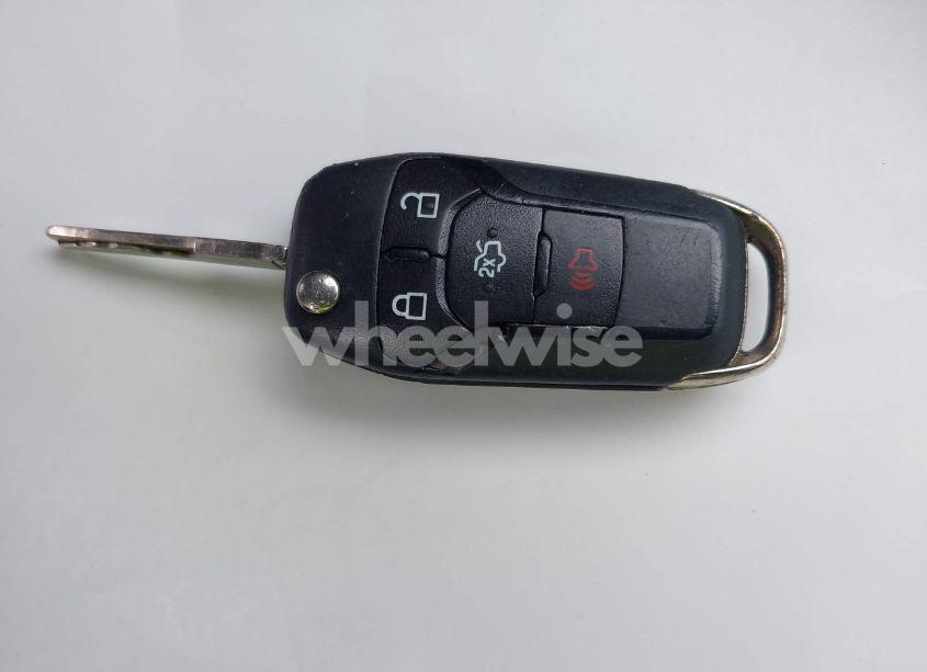 Photo 11 of 2014 Ford Fusion SE (VIN 1FA6P0H72E5385715)