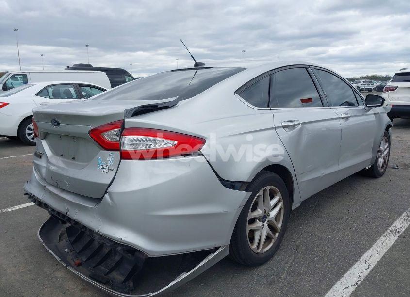 Photo 6 of 2014 Ford Fusion SE (VIN 1FA6P0H72E5385715)